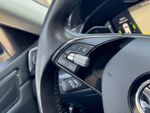 Skoda Superb 1.4 TSI iV AUT6 EDITION PLUS PANODAK NAVI CAMERA DIGI-DASH APPLE-CARPLAY LED LMV PDC ActivLease financial lease