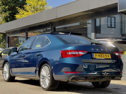 Skoda Superb 1.4 TSI iV AUT6 EDITION PLUS PANODAK NAVI CAMERA DIGI-DASH APPLE-CARPLAY LED LMV PDC ActivLease financial lease