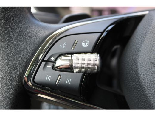 Skoda Superb Combi 1.4 TSI iV Business Edition SOh 92% NAVI LED ECC STANDKACHEL 58000KM!!! ActivLease financial lease