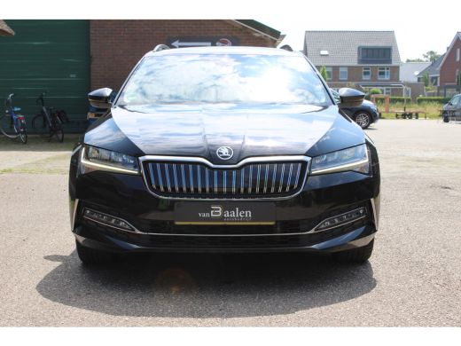 Skoda Superb Combi 1.4 TSI iV Business Edition SOh 92% NAVI LED ECC STANDKACHEL 58000KM!!! ActivLease financial lease