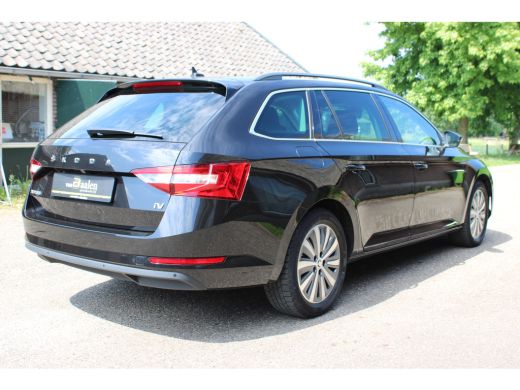 Skoda Superb Combi 1.4 TSI iV Business Edition SOh 92% NAVI LED ECC STANDKACHEL 58000KM!!! ActivLease financial lease