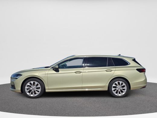 Skoda Superb Combi 1.5 TSI PHEV L&K | Trekhaak | HUD | Leder | ActivLease financial lease