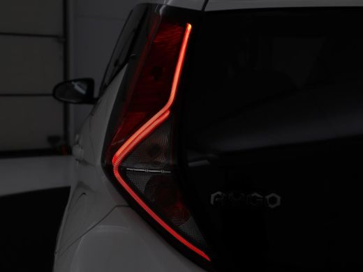 Toyota Aygo 1.0 VVT-i x-joy | Carplay | Camera | DAB | Climate control | Speedlimiter | Bluetooth ActivLease financial lease