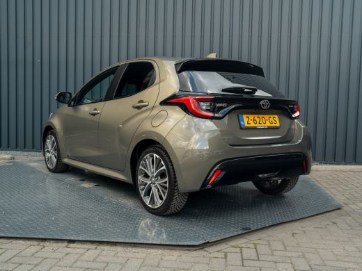 Toyota Yaris 1.5 Hybrid 130 Executive | Panodak | JBL | Head Up | Stuur & Stoel verw. | Premium Pack | Prijs R... ActivLease financial lease