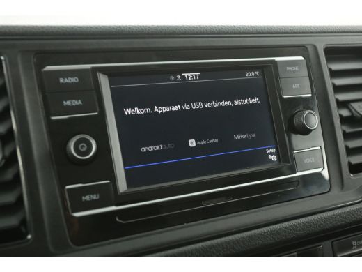 Volkswagen Crafter 2.0 TDI 177PK L3H3 | Automaat | 3000kg Trekgew. | Trekhaak | Airco | Camera | 3 Zits | Cruise | 2... ActivLease financial lease