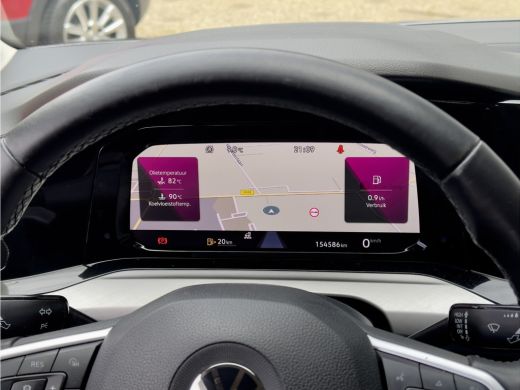 Volkswagen Golf 1.0 TSI LIFE NAVI DIGI-DASH APPLE-CARPLAY LED LMV PDC ActivLease financial lease