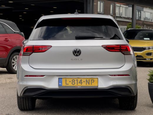 Volkswagen Golf 1.0 TSI LIFE NAVI DIGI-DASH APPLE-CARPLAY LED LMV PDC ActivLease financial lease