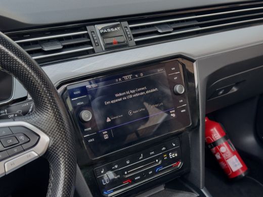 Volkswagen Passat Variant 1.4 TSI PHEV AUT7 GT PANODAK LEDER NAVI CAMERA360 DIGI-DASH LED LMV PDC ActivLease financial lease