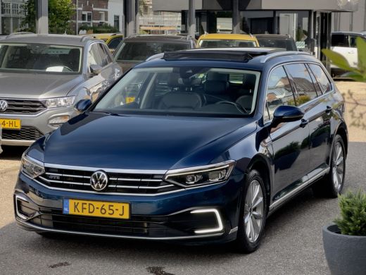 Volkswagen Passat Variant 1.4 TSI PHEV AUT7 GT PANODAK LEDER NAVI CAMERA360 DIGI-DASH LED LMV PDC ActivLease financial lease