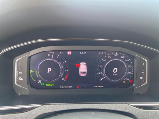 Volkswagen Passat Variant 1.4 TSI PHEV GTE Business | 218 Pk | Trekhaak | A.camera | Stoelverwarming | ActivLease financial lease