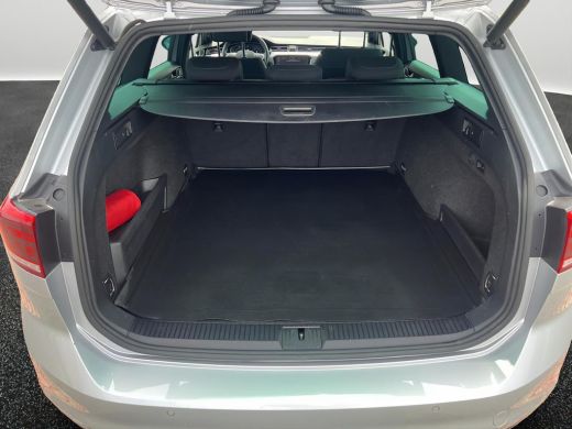 Volkswagen Passat Variant 1.4 TSI PHEV GTE Business | 218 Pk | Trekhaak | A.camera | Stoelverwarming | ActivLease financial lease