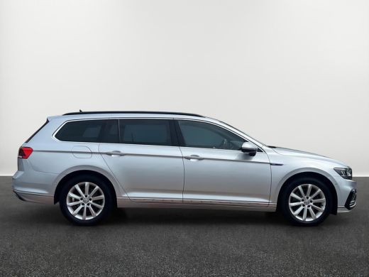 Volkswagen Passat Variant 1.4 TSI PHEV GTE Business | 218 Pk | Trekhaak | A.camera | Stoelverwarming | ActivLease financial lease
