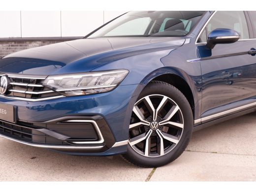 Volkswagen Passat Variant 1.4 TSI PHEV GTE Business | Pano | Elek. Trekhaak | Camera | Carplay | Navi | LED ActivLease financial lease
