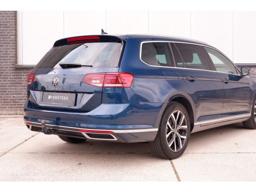 Volkswagen Passat Variant 1.4 TSI PHEV GTE Business | Pano | Elek. Trekhaak | Camera | Carplay | Navi | LED ActivLease financial lease