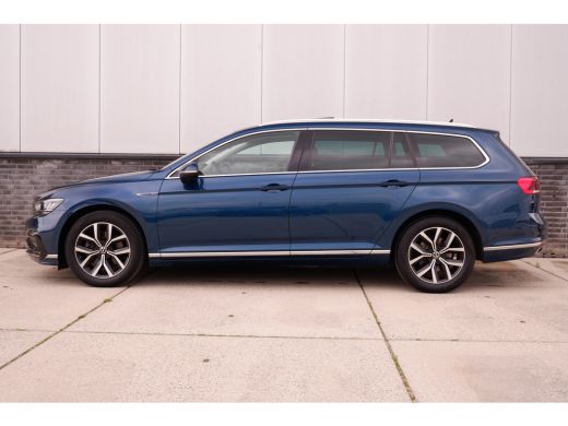 Volkswagen Passat Variant 1.4 TSI PHEV GTE Business | Pano | Elek. Trekhaak | Camera | Carplay | Navi | LED ActivLease financial lease