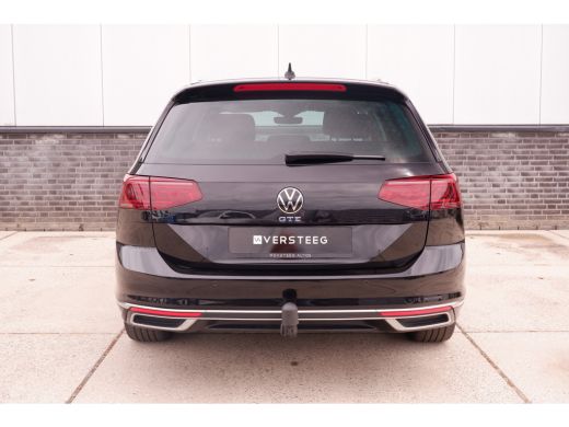 Volkswagen Passat Variant 1.4 TSI PHEV GTE Business | Pano | Elek. Trekhaak | Head-Up | Carplay | LED | Camera | Navi ActivLease financial lease