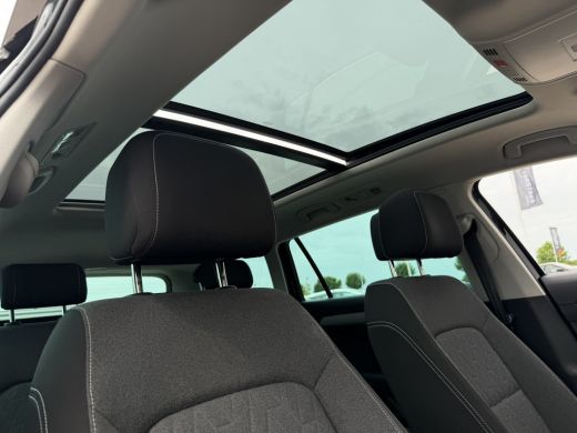 Volkswagen Passat Variant 1.4 TSI PHEV GTE Business | Pano | Elek. Trekhaak | Head-Up | Carplay | LED | Camera | Navi ActivLease financial lease