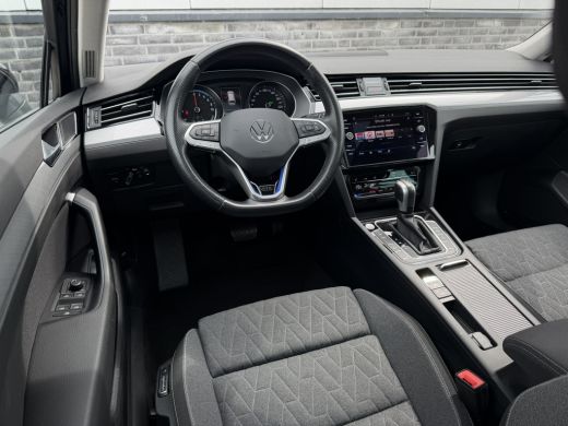 Volkswagen Passat Variant 1.4 TSI PHEV GTE Business | Pano | Elek. Trekhaak | Head-Up | Carplay | LED | Camera | Navi ActivLease financial lease