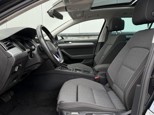 Volkswagen Passat Variant 1.4 TSI PHEV GTE Business | Pano | Elek. Trekhaak | Head-Up | Carplay | LED | Camera | Navi ActivLease financial lease