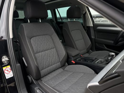 Volkswagen Passat Variant 1.4 TSI PHEV GTE Business | Pano | Elek. Trekhaak | Head-Up | Carplay | LED | Camera | Navi ActivLease financial lease