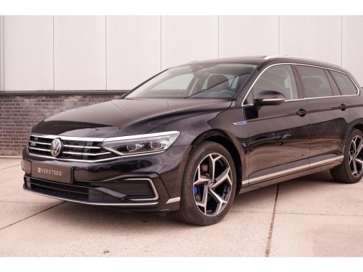 Volkswagen Passat Variant 1.4 TSI PHEV GTE Business | Pano | Elek. Trekhaak | Head-Up | Carplay | LED | Camera | Navi ActivLease financial lease