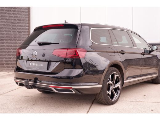 Volkswagen Passat Variant 1.4 TSI PHEV GTE Business | Pano | Elek. Trekhaak | Head-Up | Carplay | LED | Camera | Navi ActivLease financial lease