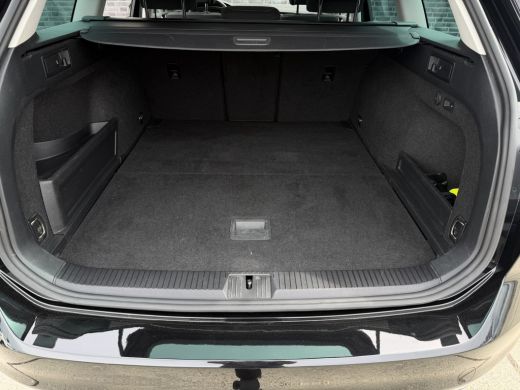 Volkswagen Passat Variant 1.4 TSI PHEV GTE Business | Pano | Elek. Trekhaak | Head-Up | Carplay | LED | Camera | Navi ActivLease financial lease