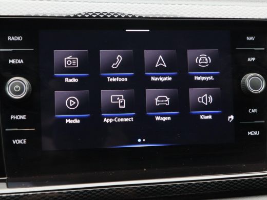 Volkswagen Polo 1.0 TSi Life | Adaptive Cruise | CarPlay | Parkeersensoren | Navigatie | 15 Inch | Privacy Glass|... ActivLease financial lease