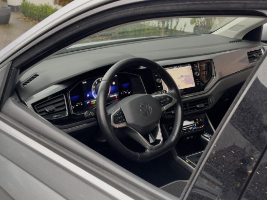 Volkswagen Polo 1.0 TSI STYLE. NAVI DIGI-DASH APPLE-CARPLAY LED LMV PDC ActivLease financial lease