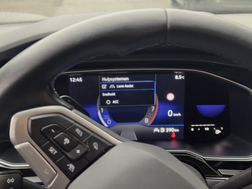 Volkswagen Polo 1.0 TSI STYLE. NAVI DIGI-DASH APPLE-CARPLAY LED LMV PDC ActivLease financial lease