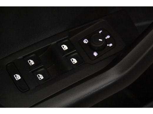 Volkswagen T-Cross 1.0 TSI Life Edition *1ste Eigenaar*Navigatie*Camera*Carplay* ActivLease financial lease