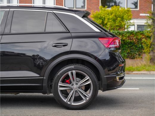 Volkswagen T-Roc 1.5 TSI AUT7 R-LINE SPORT NAVI DIGIDASH APPLE.CARPLAY 18INCH.LMV PDC ORG.121d.KM!!! ActivLease financial lease