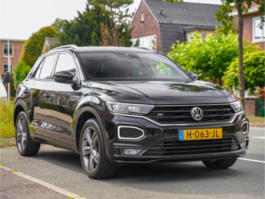 Volkswagen T-Roc 1.5 TSI AUT7 R-LINE SPORT NAVI DIGIDASH APPLE.CARPLAY 18INCH.LMV PDC ORG.121d.KM!!! ActivLease financial lease