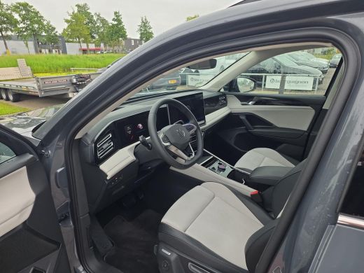 Volkswagen Tiguan 1.5 eHybrid Elegance | PHEV | 204Pk | 5j Garantie | Trekhaak | ActivLease financial lease