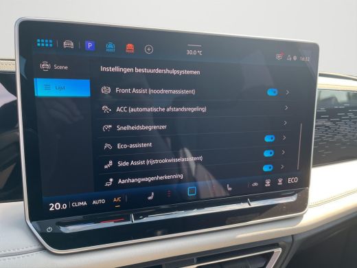 Volkswagen Tiguan 1.5 eHybrid Elegance | PHEV | 204Pk | Trekhaak | Pano Dak | A.camera | | HUD |  5J fabrieksgarant... ActivLease financial lease