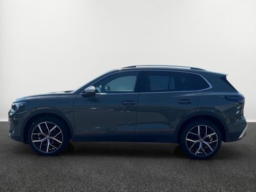 Volkswagen Tiguan 1.5 eHybrid Elegance | PHEV | 204Pk | Trekhaak | Pano Dak | A.camera | | HUD |  5J fabrieksgarant... ActivLease financial lease
