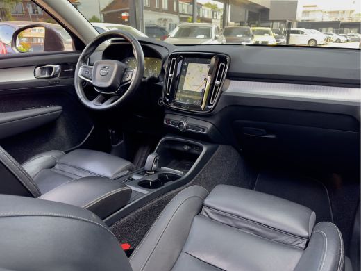 Volvo  XC40 2.0 T5 AWD AUT8 INTRO EDITION PANODAK LEDER NAVI CAMERA DIGI-DASH LED LMV PDC ActivLease financial lease