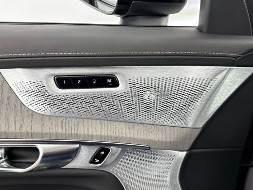 Volvo  XC90 T8 Ultra Dark | 22" | Heico Selected Level | Luchtvering | Bowers & Wilkins | Geventileerd Nappa ... ActivLease financial lease