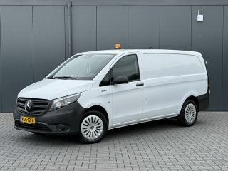 Mercedes-Benz eVito 66 kWh / FULL ELECTRIC / SOH 93% / L2H1 / AUTOMAAT / BOTT INRICHTING / 1e EIG. / CAMERA / 3-ZITS ...