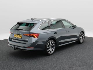 Skoda Octavia Combi 1.5 e-TSi 150 Pk Automaat Business Edition Plus | Stoelverwarming | Camera | Adaptive Cruis...