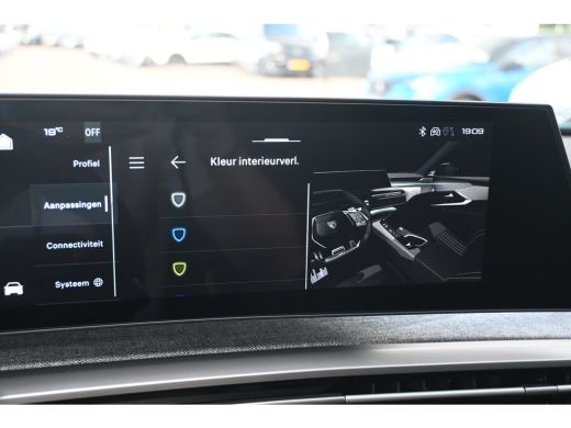 Peugeot 5008 GT | Adaptieve cruise control met Stop&Go functie | LED 3D-achterlichten | On-board charger 7,4kW ActivLease financial lease
