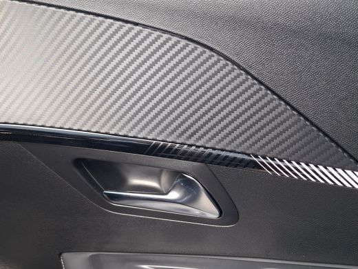 Peugeot 208 Allure | Elektrische parkeerrem | Extra getinte achterste zijruiten en achterruit | Extra getinte... ActivLease financial lease