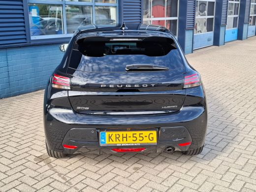 Peugeot 208 Allure | Elektrische parkeerrem | Extra getinte achterste zijruiten en achterruit | Extra getinte... ActivLease financial lease