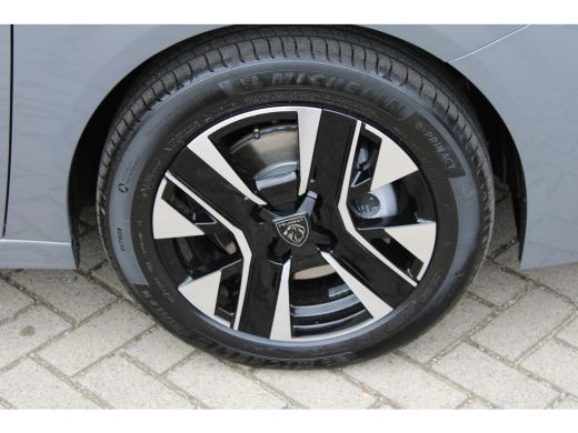 Peugeot 208 Allure | Elektrische parkeerrem | Extra getinte achterste zijruiten en achterruit | Extra getinte... ActivLease financial lease