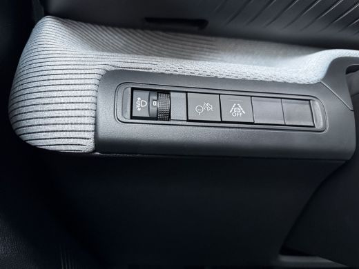 Citroën C3 Max | Achteruitrijcamera | Dagrijverlichting | Draadloze telefoonlader ActivLease financial lease