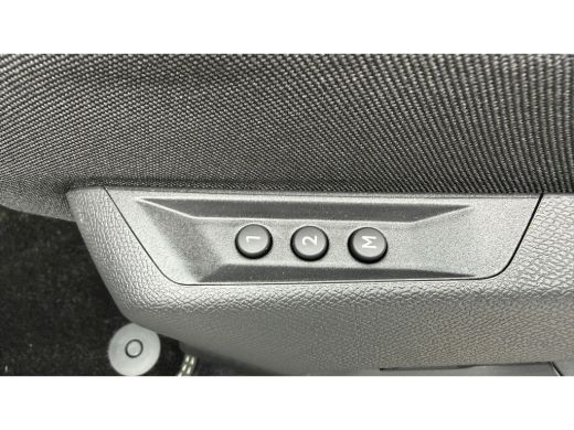 Peugeot 5008 GT | Adaptieve cruise control met Stop&Go functie | LED 3D-achterlichten | On-board charger 7,4kW ActivLease financial lease