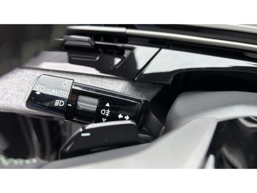 Peugeot 5008 GT | Adaptieve cruise control met Stop&Go functie | LED 3D-achterlichten | On-board charger 7,4kW ActivLease financial lease