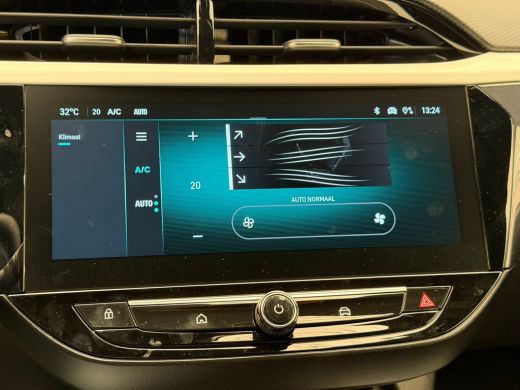 Opel Corsa GS | Dode hoek waarschuwing | LED koplampen met LED dagrijverlichting | Licht -en regensensor ActivLease financial lease
