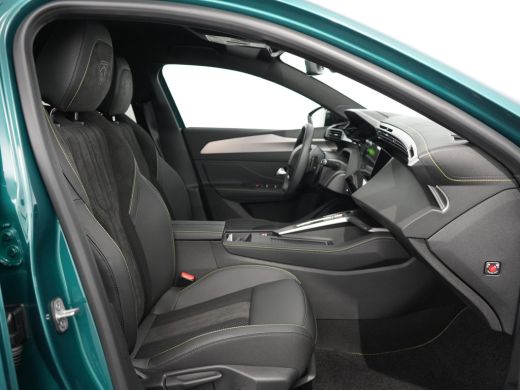Peugeot 308 GT | Bekleding Alcantara/kunstleder | Driver Sport Pack | Elektrische parkeerrem ActivLease financial lease