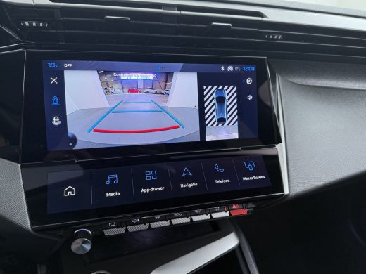 Peugeot 408 Allure - Elektrisch | 19" lichtmetalen velgen 'GRAPHITE' | Elektrische parkeerrem | Extra getinte... ActivLease financial lease